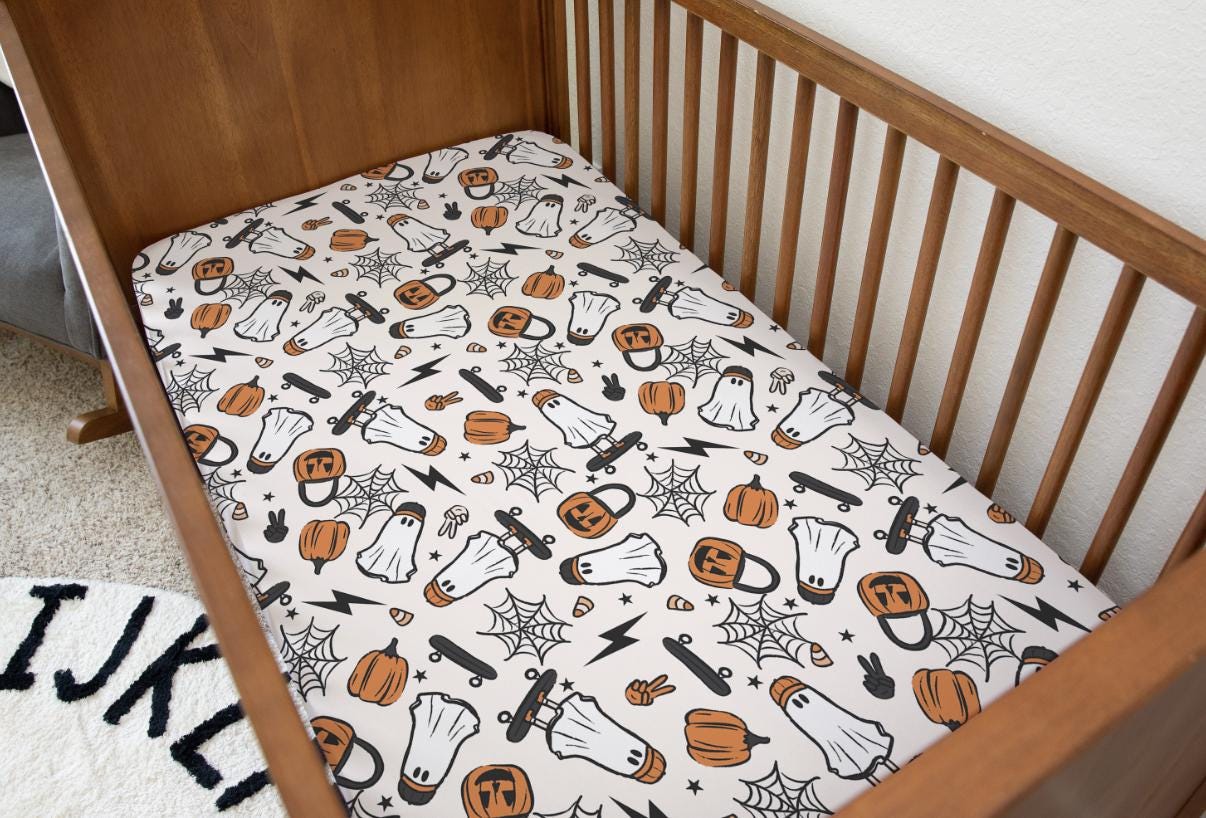 Ghost - Skater, Bedding, Duvet Covers, Fitted Sheets, Retro Skater Ghost Halloween bedding, Halloween Spooky Ghost Bedding, Kids Bedding