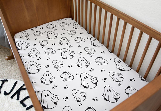 Ghosts - Monochrome, Bedding, Duvet Covers, Fitted Sheets, Retro Ghost Halloween bedding, Halloween Spooky Ghost Bedding, Kids Bedding