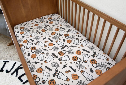 Ghost - Skater, Bedding, Duvet Covers, Fitted Sheets, Retro Skater Ghost Halloween bedding, Halloween Spooky Ghost Bedding, Kids Bedding