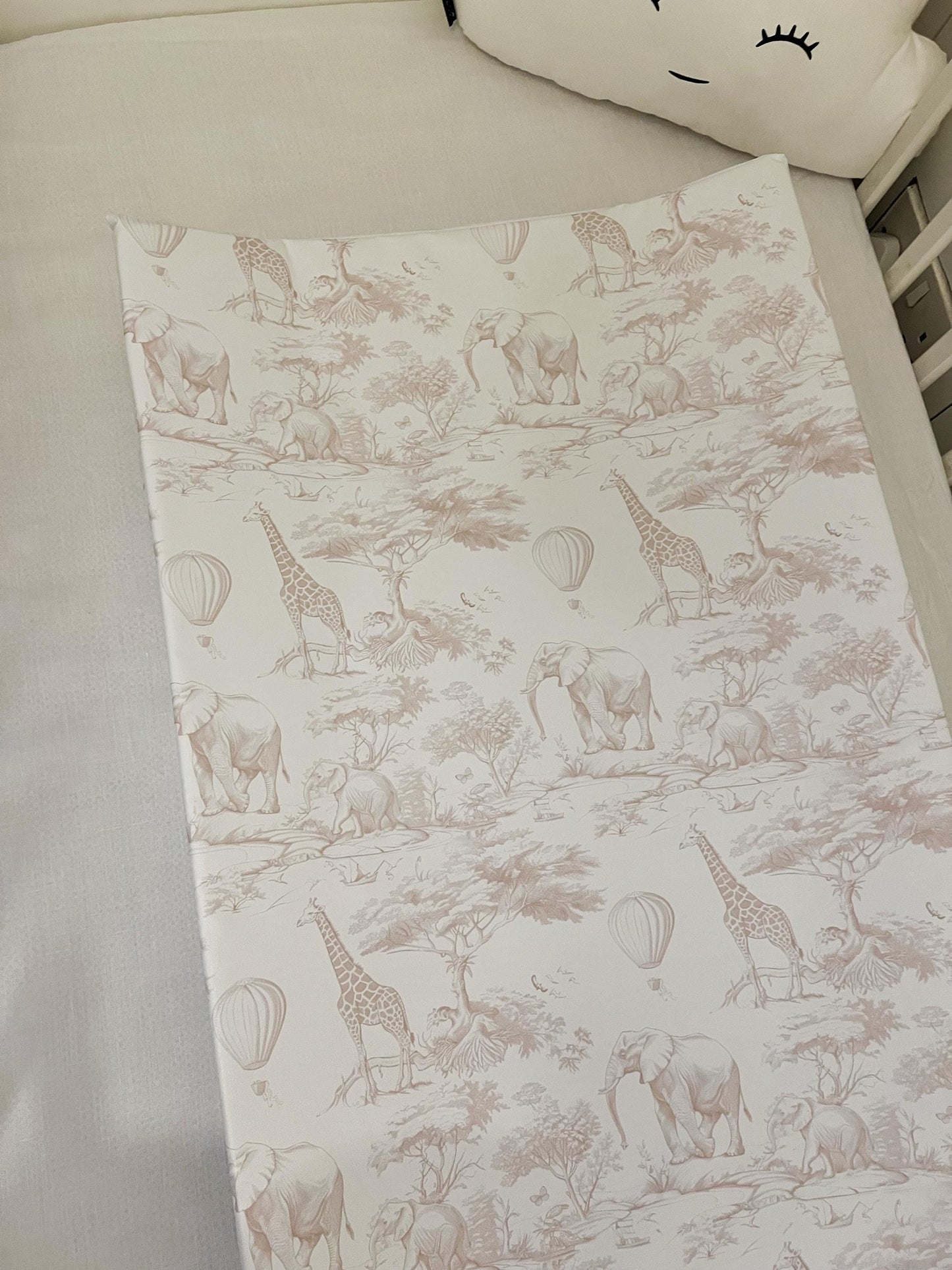 Chinoiserie Toile de Jouy Safari, Beige - Baby Changing Mat
