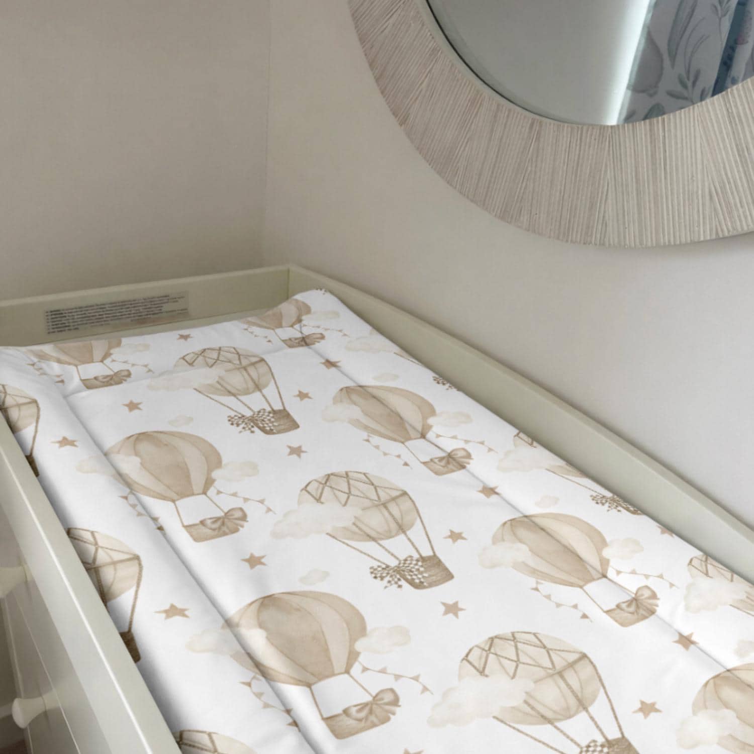 Multiple Hot Air Balloons, Beige - Baby Changing Mat